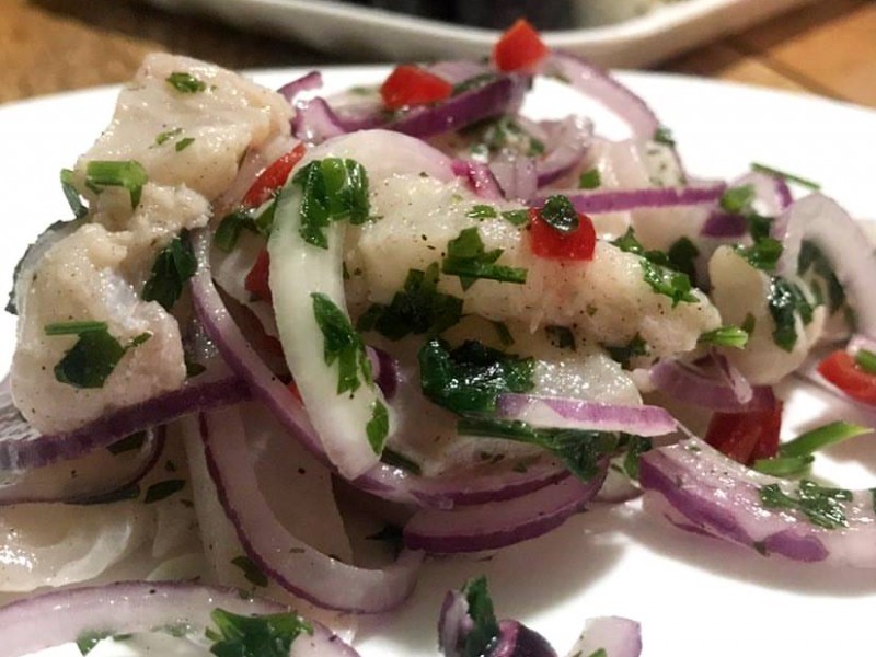 Ceviche de Til&aacute;pia com Pimenta Branca  e Gengibre Mo&iacute;do Multi Gosto